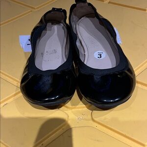 Yosi YS Samra Glossy Black Ballet Flats. Size 3